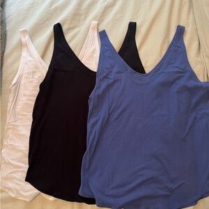 Everlane air tanks! Pack of 3